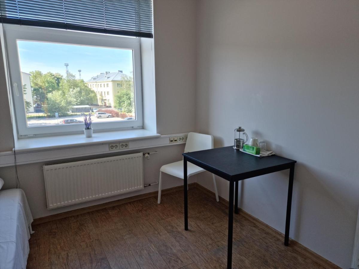 Room Near City Center Harbour 塔林 外观 照片