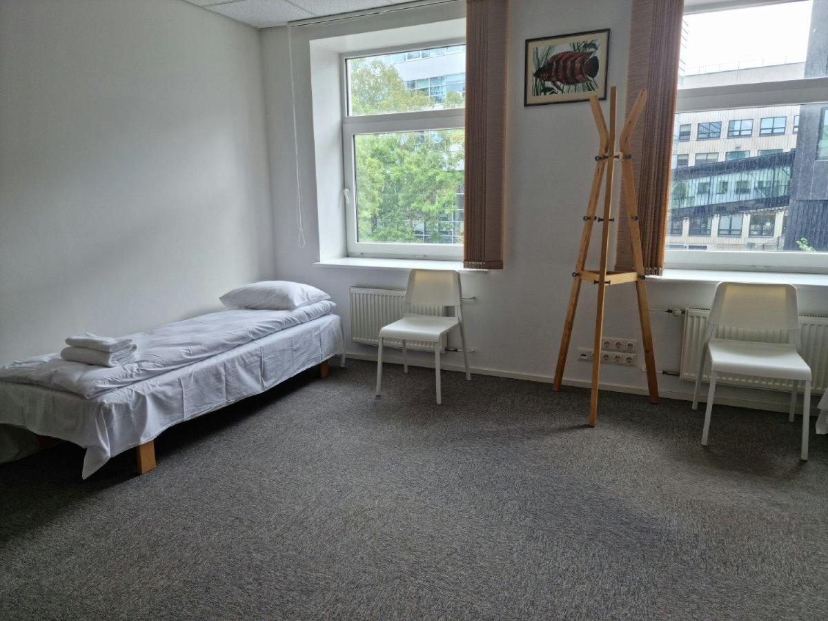 Room Near City Center Harbour 塔林 外观 照片