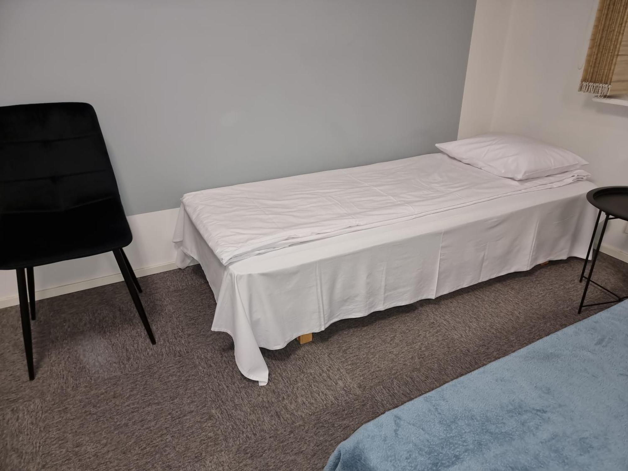 Room Near City Center Harbour 塔林 外观 照片