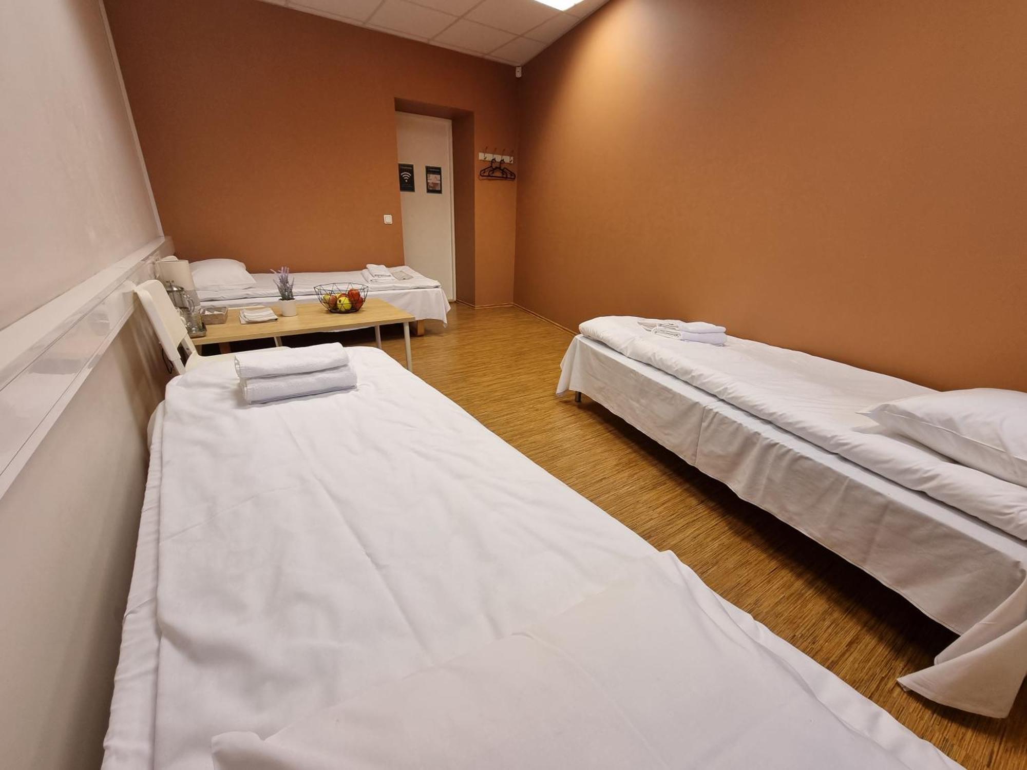 Room Near City Center Harbour 塔林 外观 照片