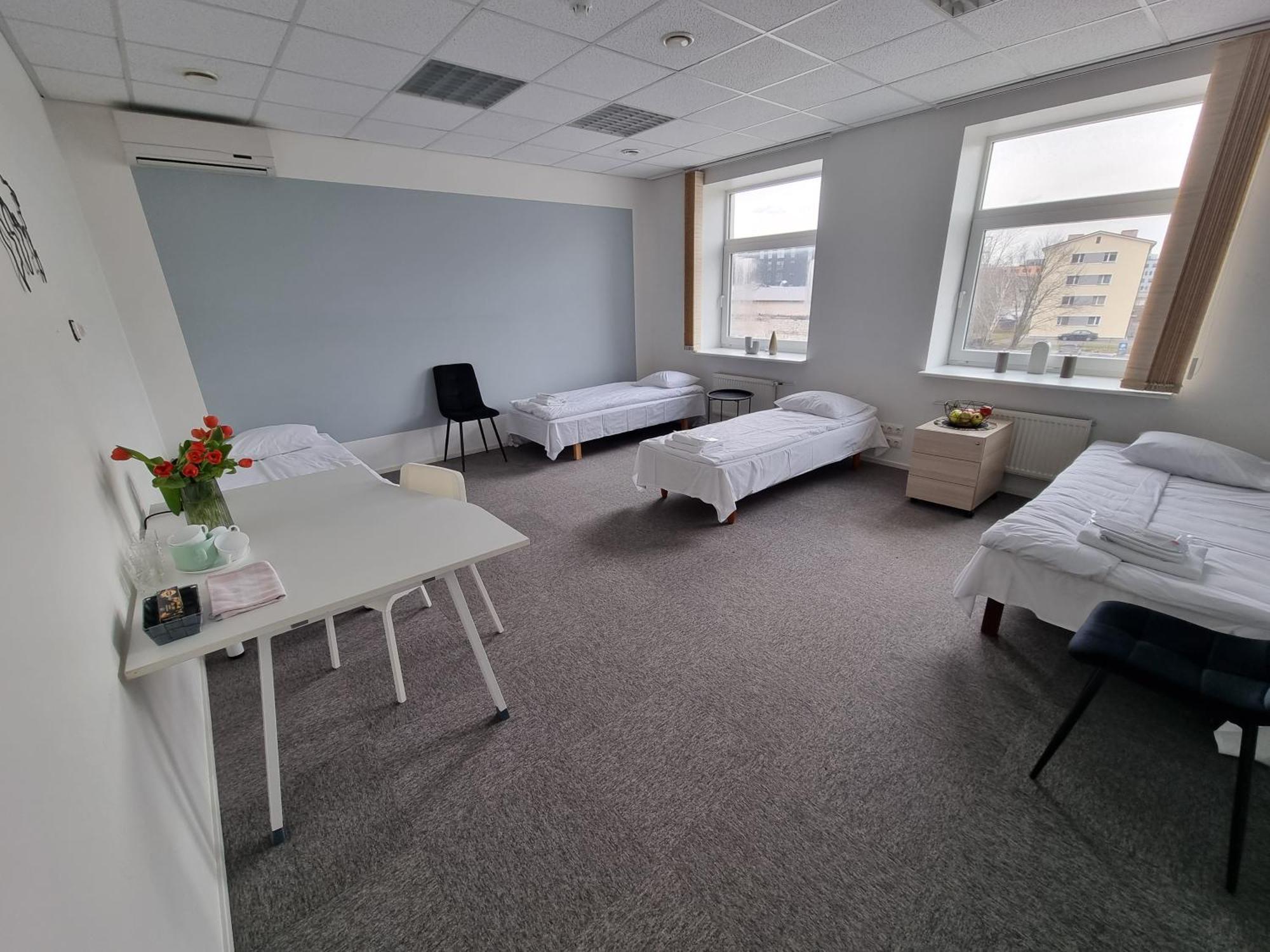 Room Near City Center Harbour 塔林 外观 照片